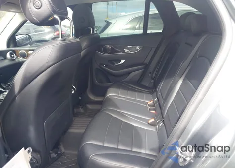 2016 Mercedes-Benz Glc 300 4Matic z USA, uszkodzony, nr VIN WDC0G4KB5GF082598